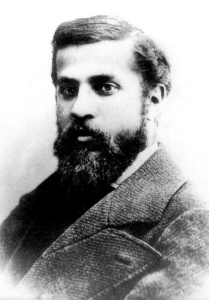 Retrato de Antoni Gaudí